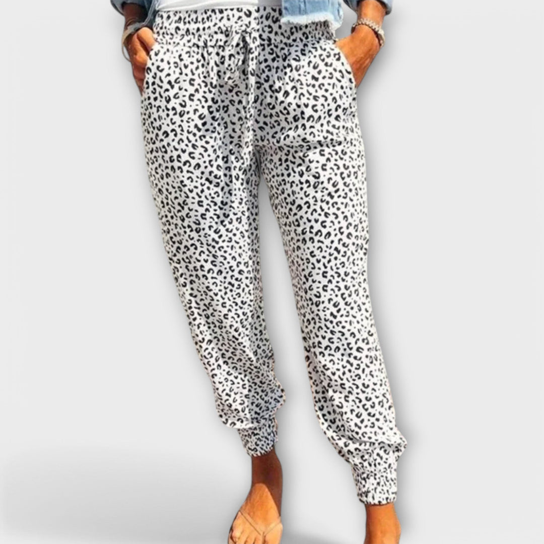 Leo Trousers with Wide Legs